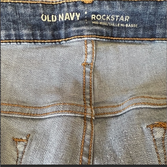 Old Navy Jeans - Picture 6 of 8